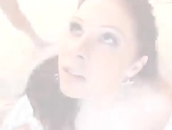 Gianna Michaels in cumshot bukkake video - Gangbang Porn
